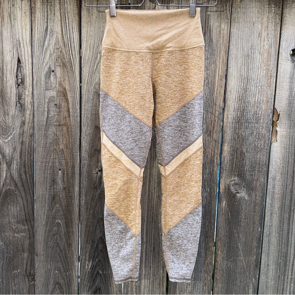 Alo Yoga High-Waist Alosoft Sheila Color Block Leggings Size XS